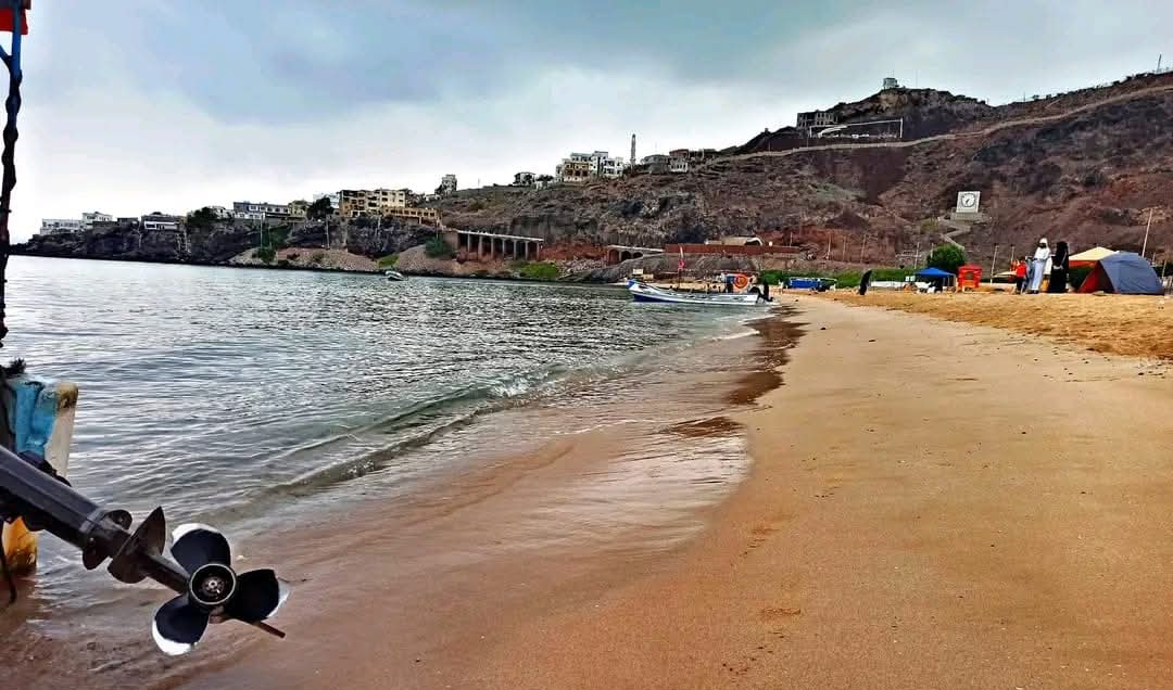 الساحل الذهبي… حيث يلتقي الجمال بالتاريخ!