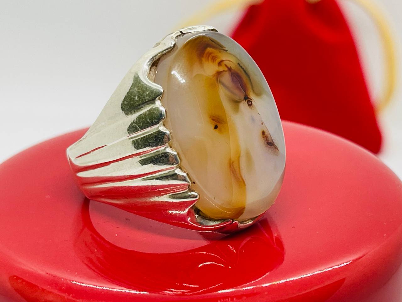 العقيق اليماني.. جوهرة تتوارثها الأجيال